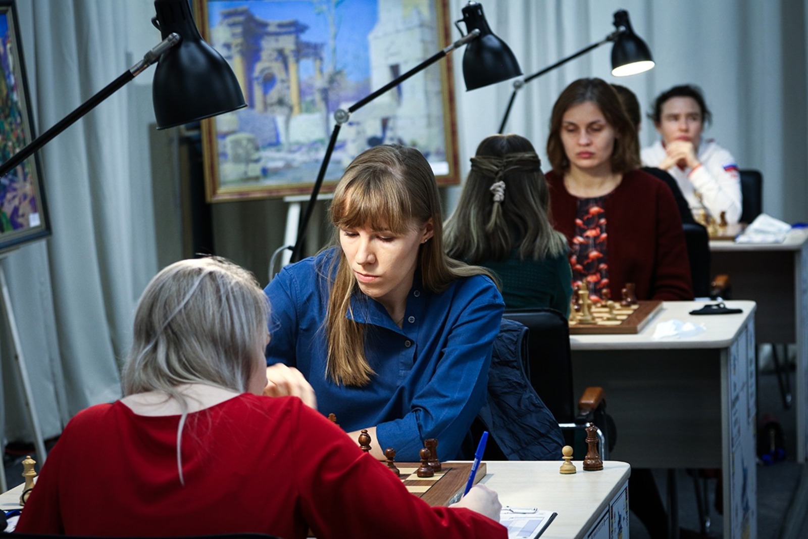 Шахматистка Валентина Гунина вырвалась вперёд в женском турнире