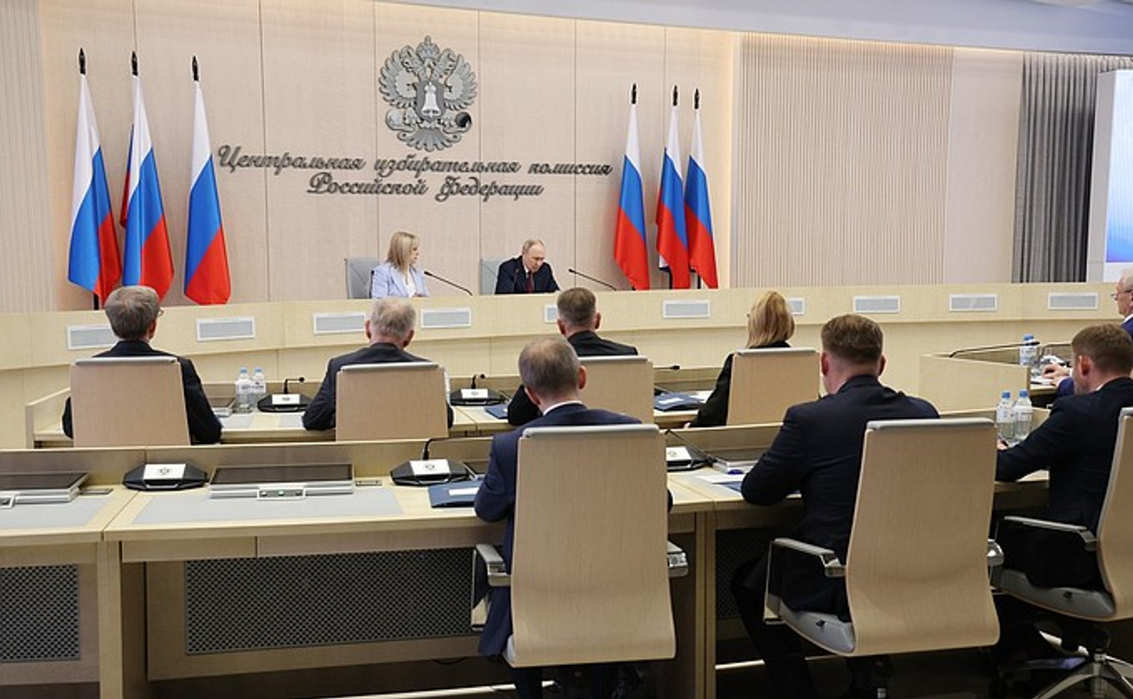 Владимир Путин встретился с членами Центральной избирательной комиссии