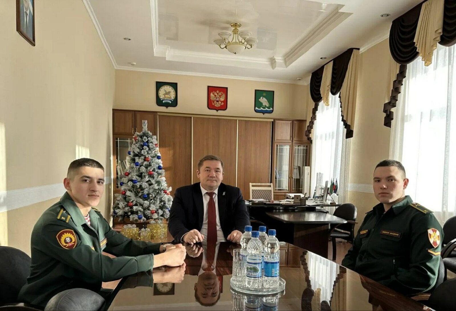 Забир Габдуллин встретился с выпускниками кадетского корпуса МИК