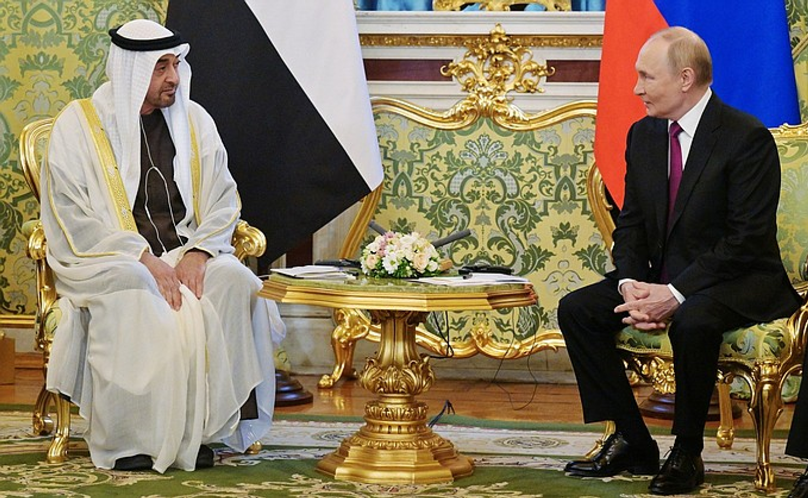Владимир Путин встретился с Президентом ОАЭ Мухаммедом Аль Нахайяном