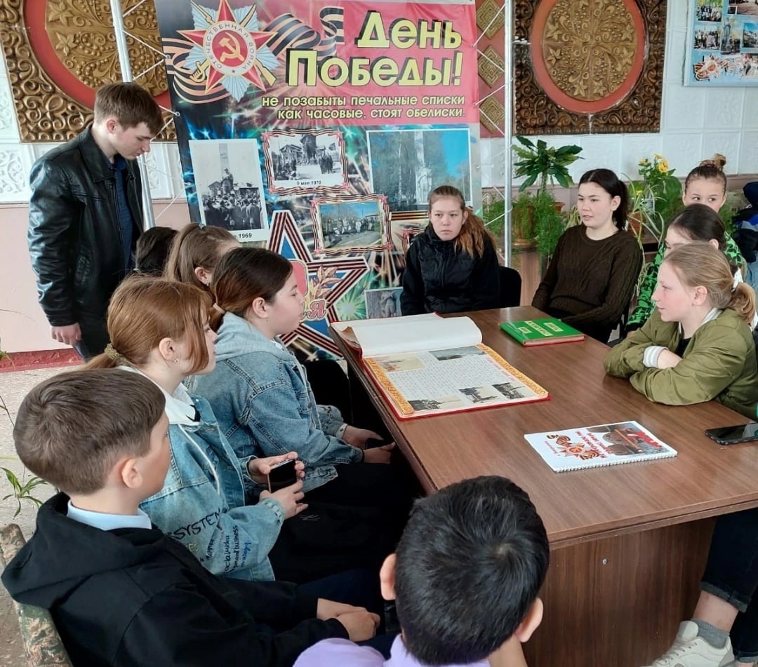 В селе Богородском Мелеузовского района вспомнили строительство монумента Славы